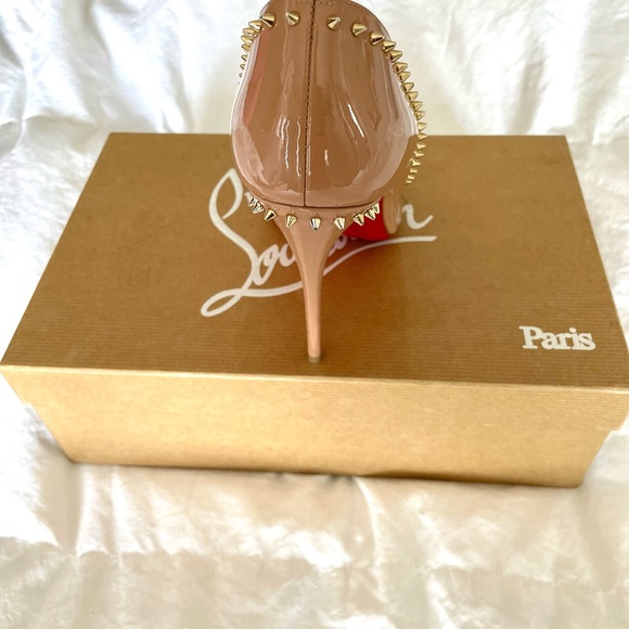 Louboutin Anjalina 100 patent, Nude/light gold, size: 36.5. - Picture 3 of 16